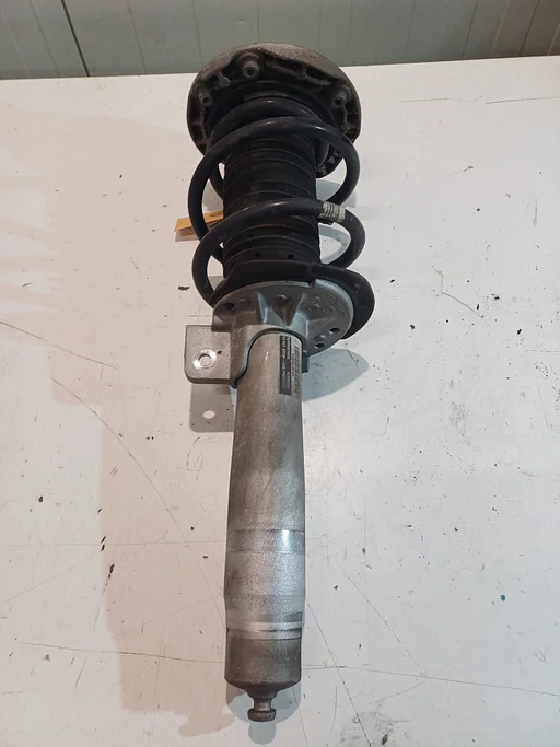 bmw m2 competion bj 21 rechter schokbreker artikelnr 3131228953602