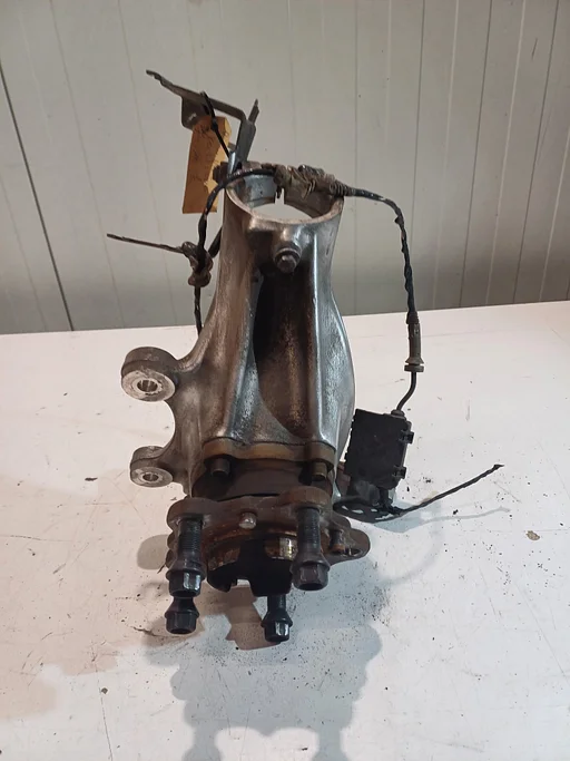 bmw m2 fusee rechts voor bj 2021 artikelnr 228400205