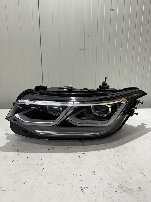 VW TIGUAN KOPLAMP LINKS FULL LED MATRIX IQ LIGHT 5NB941081H