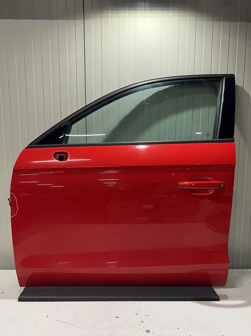 AUDI A1 (8K/8XK) DEUR LINKS VOOR LZ3M