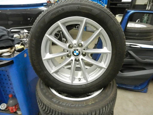 Winterbandenset origineel 17 inch voor BMW 5 Serie G30
