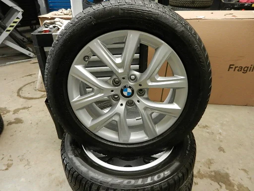 Winterbandenset origineel 17 inch voor BMW X1 F48 X2 F39