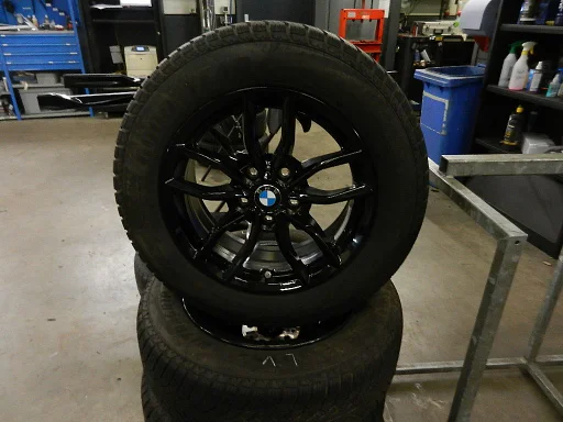 Winterbandenset 16 inch origineel voor BMW 2 SERIE Active Tourer U06