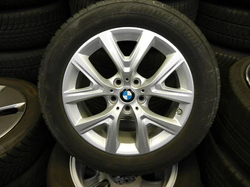 Winterbandenset origineel 17 inch voor BMW X1 F48 en X2 F39
