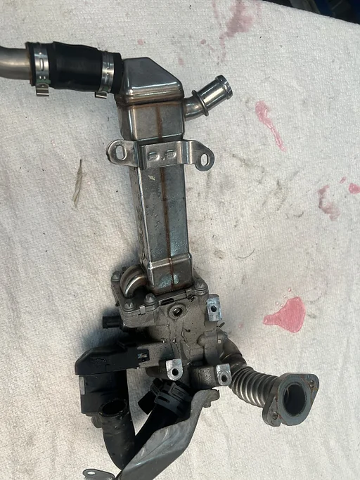EGRKLEP EGRKOELER A 274 142 05 19 A 274 142 02 79 W205 W212 W213