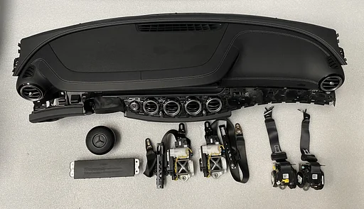 Mercedes E-klasse W213 2016+ dashboard + airbag set , passagiersairbag, knie airbag, stuur airbag, gordelspanner set 0008604504 A2138600302 A2138600701 A2138600601 A2138605301 A2138605401 A213680980400009K00 A2138600202