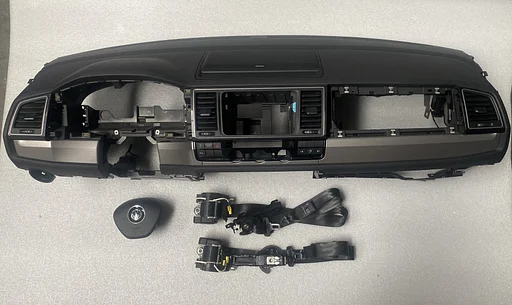 Volkswagen Transporter T6 2015-2019 Dashboard + airbag set 7E5857389A 7E0880201A 7E0880204D 7E5857806B 7E5857805B