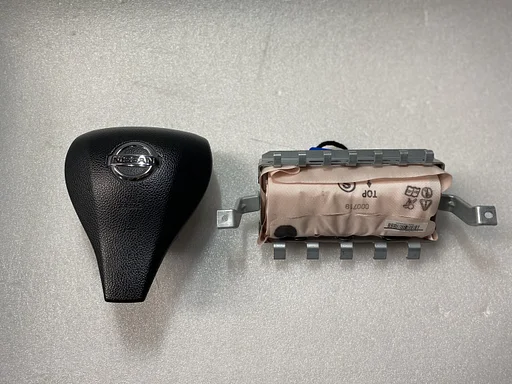 Nissan Pulsar C13 2012-2019 airbag set stuur + passagiersairbag 34178117A 1111070AB