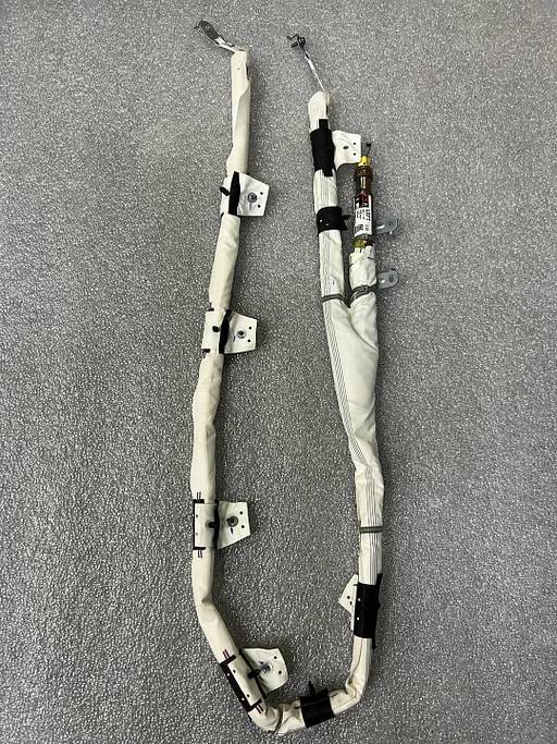 Tesla model 3 5YJ3 2019-2022 Hemel dak roof curtain airbag links  655019200A  107782700E