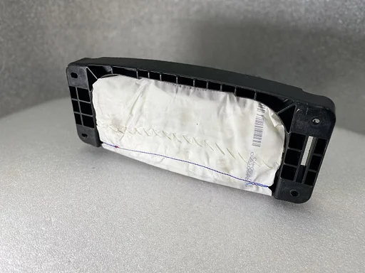 Mercedes-Benz GLA x156 2019 passagier airbag A1768600002 A176 860 00 02