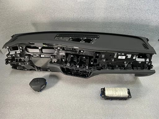 Volkswagen Passat 2024+ dashboard + airbag set stuur airbag passagier airbag