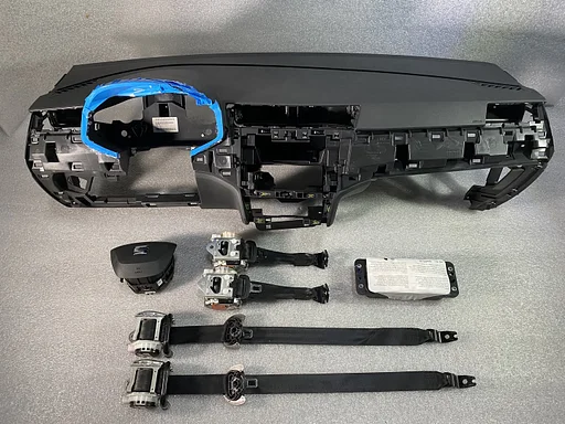 Seat Ibiza/Arona 2017+ dashboard + airbag set stuur airbag passagier airbag 6F1857003Q82V 6F1857003Q 6F0880201J 6F0880204D