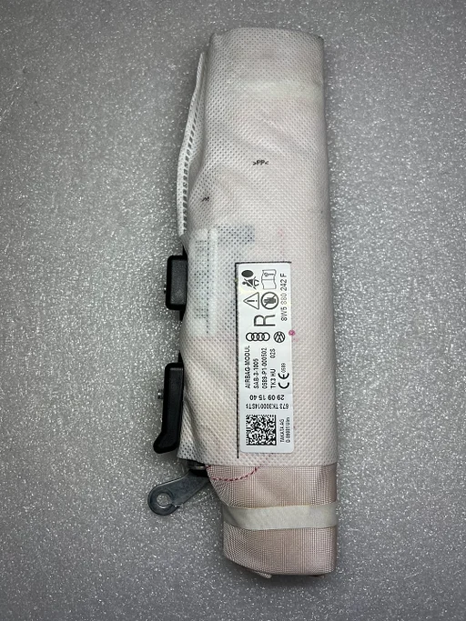 Audi A4 A5 8W5 stoel airbag Rechts right  8W5880242L 8W5880242 8W5880242K 8W5880242F model 2016+