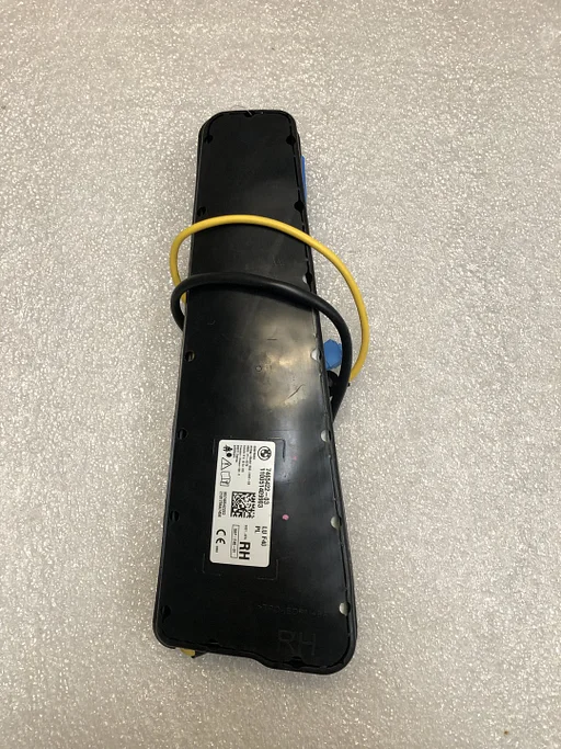 BMW F40 1-serie stoel zetel seat airbag rechts 7465422-03  746542203  72127465422