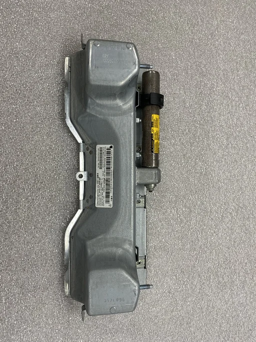 Mercedes Benz C-Klasse W204 2007-2015 knie airbag 305669599-AR
