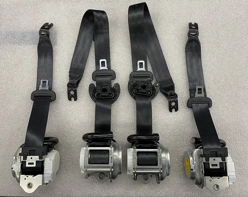 Volkswagen Golf 8 2019-2024 gordelspanner set 5H1857705 5H1857706 5H6857805F 5H6857805F