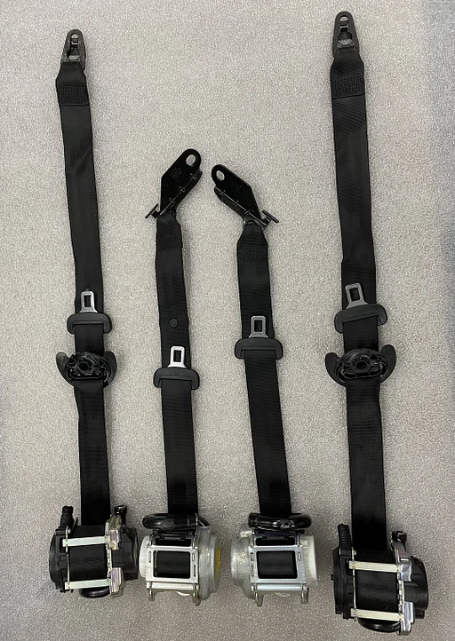 Audi A5 8W 2016+ gordelspanner set 8W0 857 705 8W0 857 706 8W8 857 806  8W8 857 805