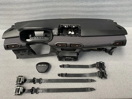 Dacia Sandero 2021+ dashboard + airbag set stuur airbag passagier airbag gordelset voor achter 985701003R 868840292R 86885301R 888413711R 681002281R