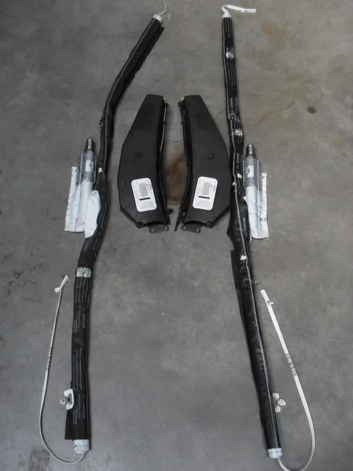 Stoel en dak airbag Renault Laguna model 2009-2016 985L00001R 985L10001R 985P15305R 985P00001R 985P10001R