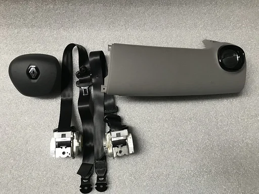 Airbag set Renault Trafic model 2015+ stuur airbag passagier airbag met licht kleur gordel set module set