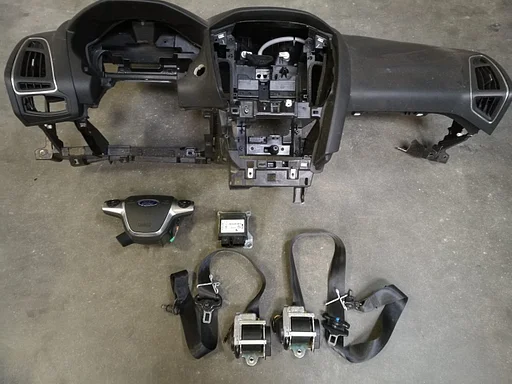 Complete airbag set Ford Focus model 2012 - 2015