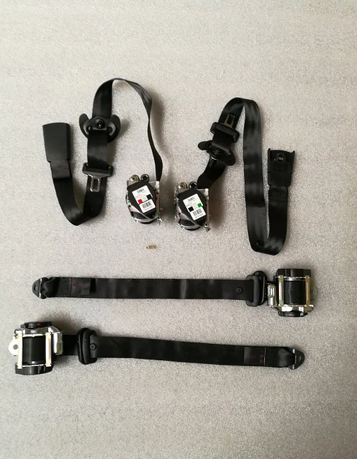 Citroen C3 2016+ gordel set voor + achter  98183102XX 98183108XX 98265759XX 98265757XX
