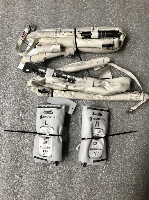 hemel dak en stoel airbag Links + rechts Renault Clio 2020+ 636046900 E 985P03312R 1928915192