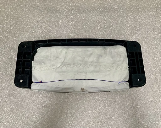 Mercedes A-Klasse, B-Klasse, CLA W176 passagier airbag 2011-2017 A1768600002 1768600002 618237602 618244900 1768600000 91713249901 15800734603874 A2468600402 2468600402