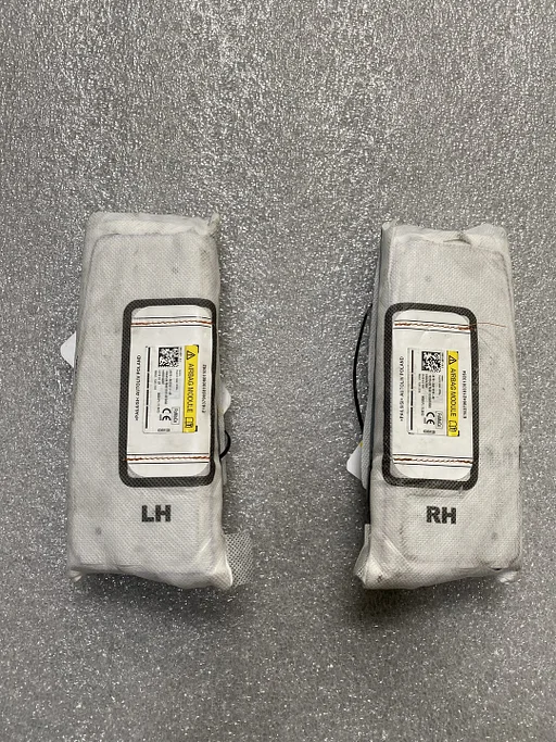Stoel airbag links/rechts Ford Focus model 2017+  JX7B-A611D11-AF JX7B-A611D10-AF