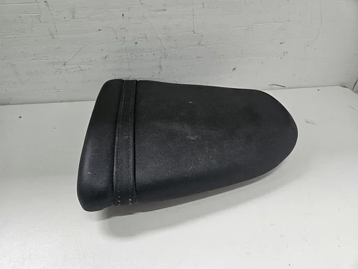 SUZUKI GSX-R 600 GSX-R 750 SRAD DUO ZIT PASSENGER SEAT 45300-33E00