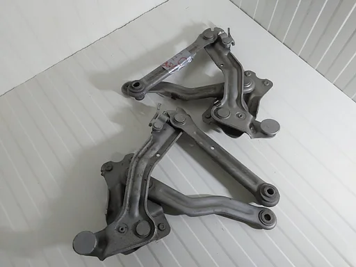 Motorkapscharnieren set Mercedes C126 / w126 coupe