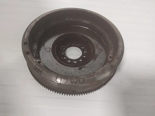Vliegwiel Mercedes om617 300 diesel 5 cilinder motor