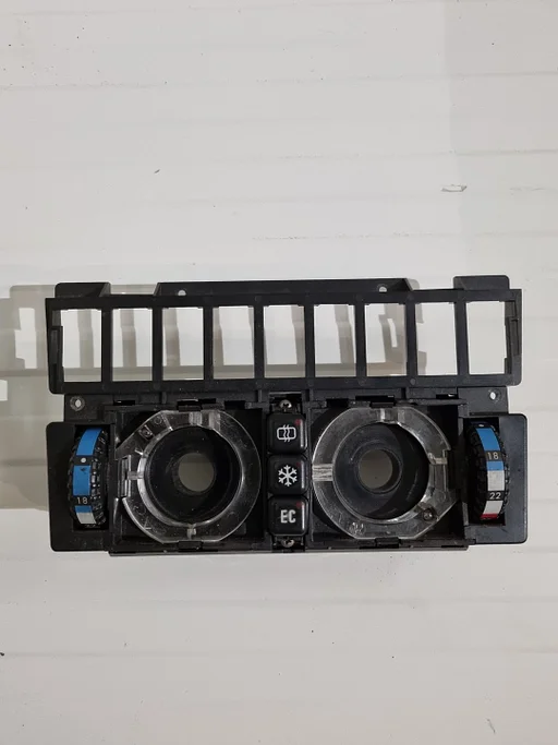 Kachelbedieningspaneel Mercedes w124 airco 1248300485