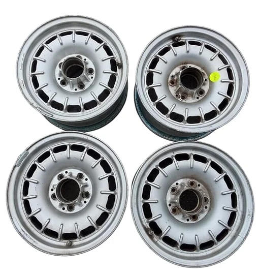 Kroonkurkvelgen / Barockvelgen 6.5J x 14 Inch Mercedes w126 w107 w109 w116