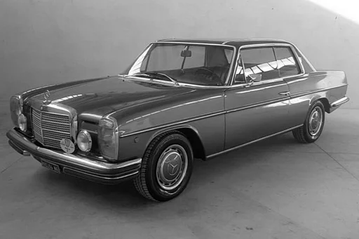 4x Portier Mercedes w114 w115