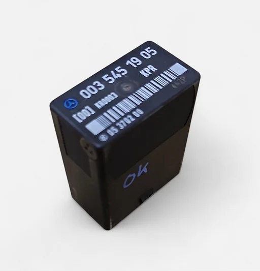 Brandstof relais Mercedes w201 w124 003 545 19 05