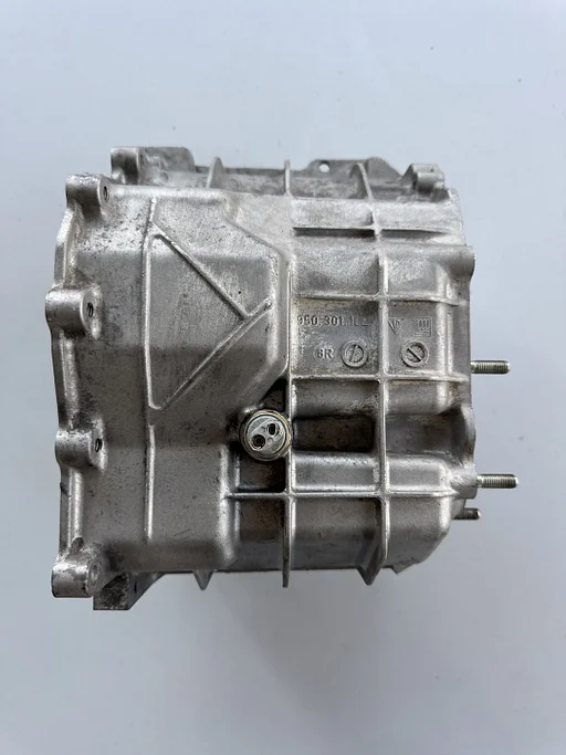 950.301.102.8R versnellingsbak huis