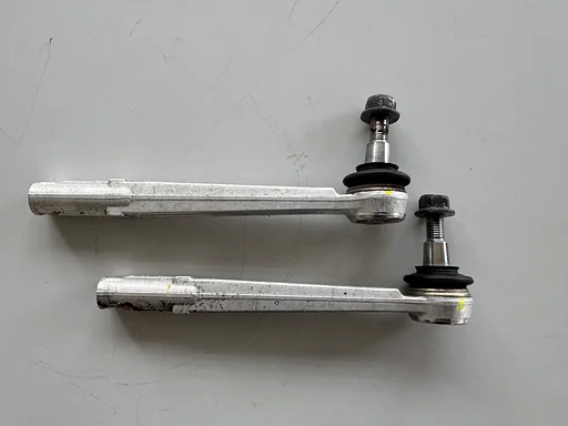 Porsche 996.347.131.05 spoorstang set 2 stuks