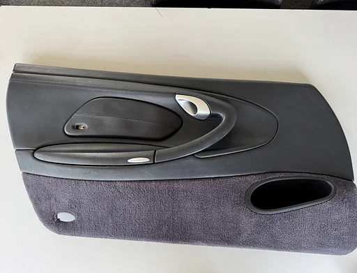 Porsche 996.555.321.01 deurpaneel blauw