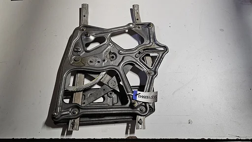 Electrische raammechaniek links achter zonder motor BMW 3-serie E30 cabrio 51371935643 1935643