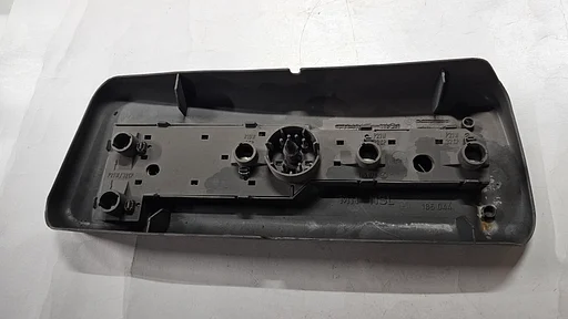 Achterlicht kap fitting rechts BMW 3 serie E30 63211380864 1380864