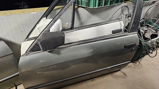 Deur portier linksvoor 2 drs. BMW 3 serie E30 type 1 41518106931 8106931