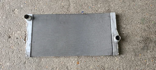 Radiateur BMW 5 serie F10 F11 Diesel 8509177