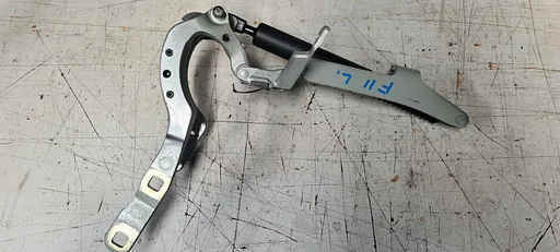 Scharnier kofferdeksel achterklep links BMW 5 serie F11 7206639