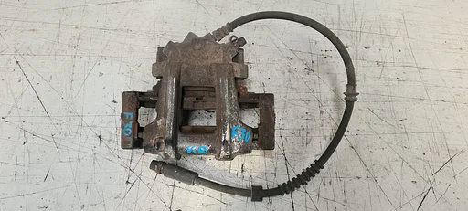 Remklauw rechts voor. BMW 1 / 3 / 4 serie F20 F21 F30 F31 F34 F32 F33 F36 6850650