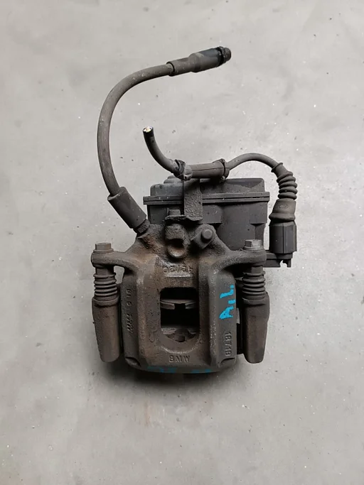 Remklauw links achter BMW X3 / X4 F25 F26 34216791017 6791017