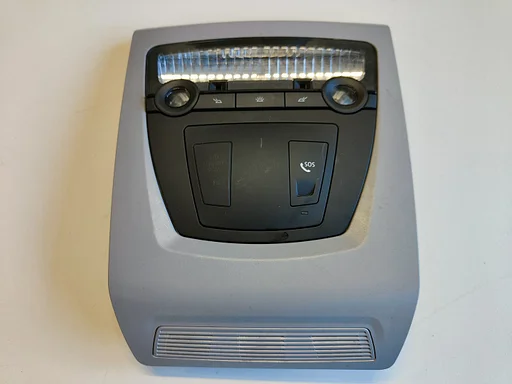 Binnenverlichting voorzijde met SOS knop BMW 5 serie F10 F11 F18 F06 F01 F02  F25 F26