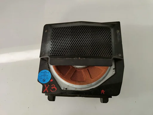 Central Bass speaker Rechts BMW X3 serie E83 +LCi  6990104