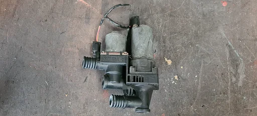 Kachelkraan Waterklep Elektrisch met extra waterpomp BMW 3 serie E46 X3 E83 Z3 E36 8369807