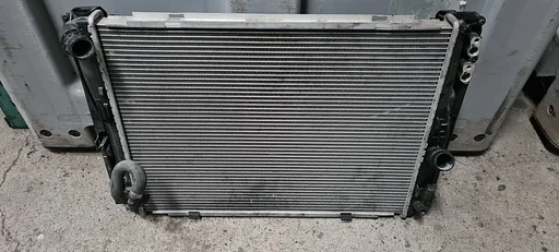 Koelerpakket  Radiateur BMW 1 / 3 serie E81 E82 E87 E88 E90 E91 E92 E93 X1 E84 Benzine AB